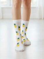 Beyaz Ananas Tasarım Soket Çorap