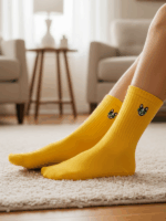 sarı-gözlüklü-köpek-aksu-corap